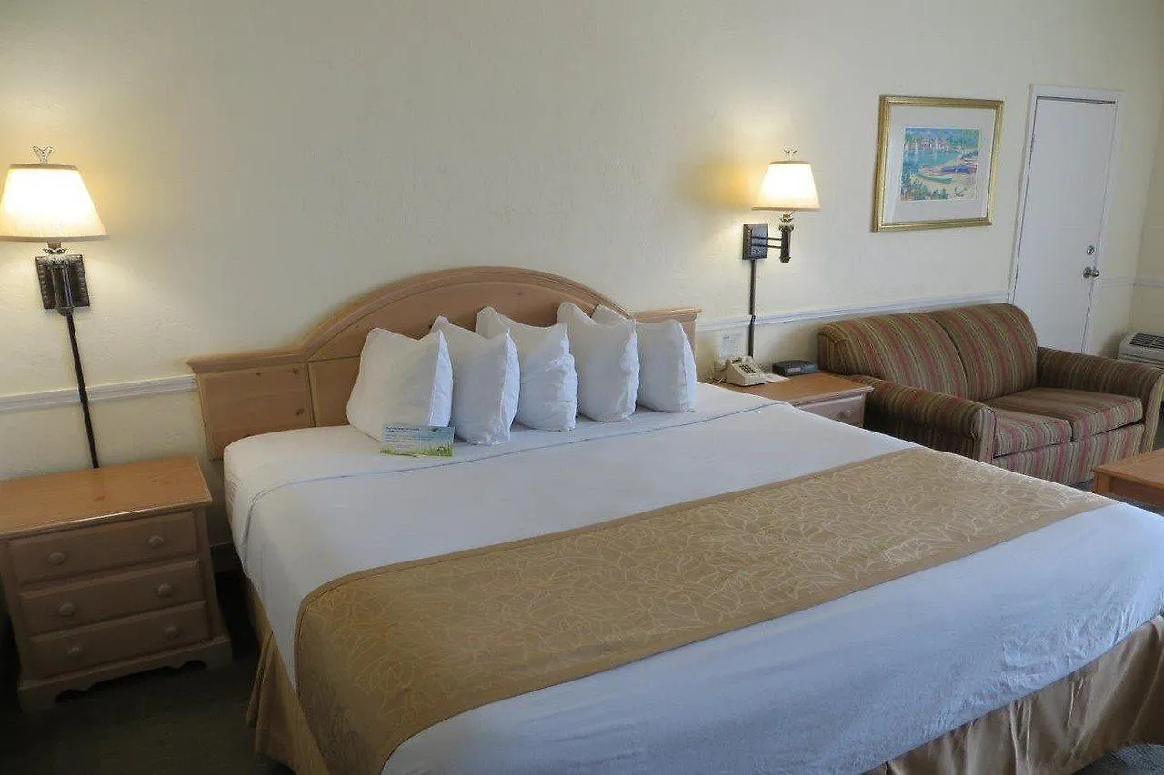 Days Inn By Wyndham Daytona Oceanfront Daytona Beach Shores United States