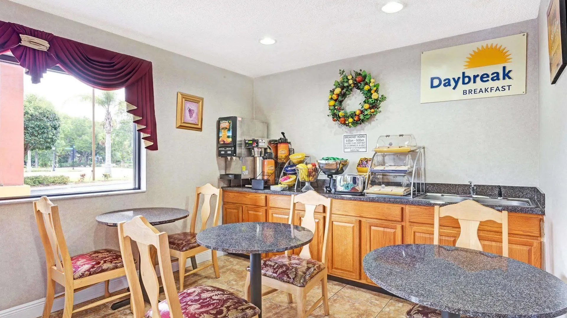 Days Inn By Wyndham Daytona Oceanfront Daytona Beach Hotel